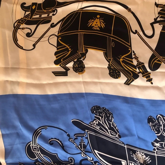 Elegant Large Silky Scarf Pashmina Wrap - Picture 8 of 8